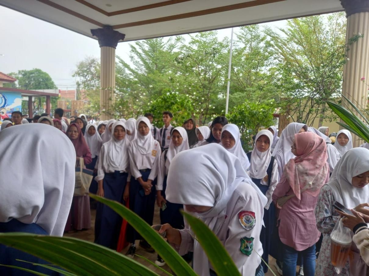 KEGIATAN PENERIMAAN PESERTA DIDIK BARU DI SMK NEGERI 2 PEKALONGAN